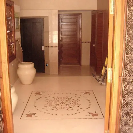Superbe Appart Marrakech 2 Chambres Avec Piscine, En Plein Centre A 3Min De Guelliz, De La Gare Marraquexe Exterior foto