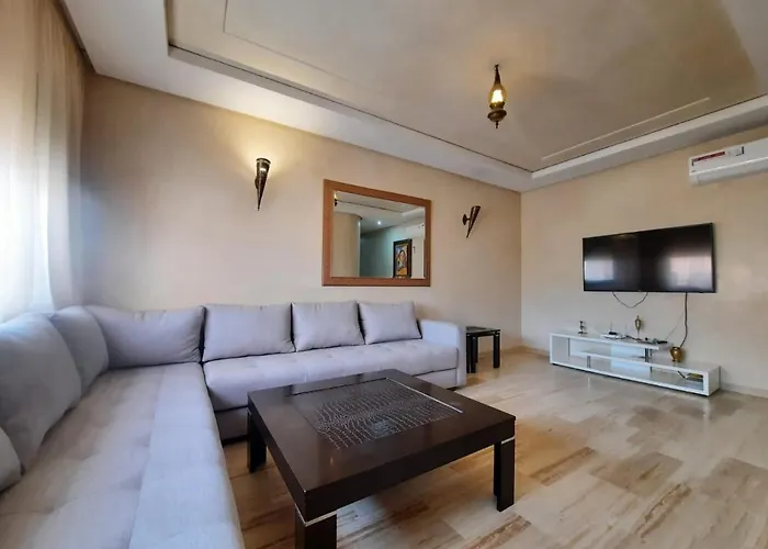 Superbe Appart Marrakech 2 Chambres Avec Piscine, En Plein Centre A 3Min De Guelliz, De La Gare