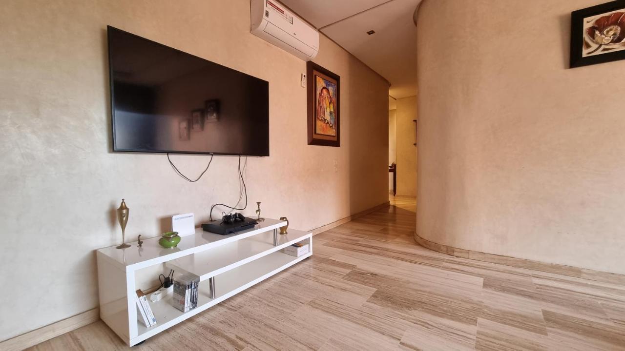 Superbe Marrakech 2 Avec Piscine, En Plein Centre A 3min De Guelliz, De La Gare Apartamento